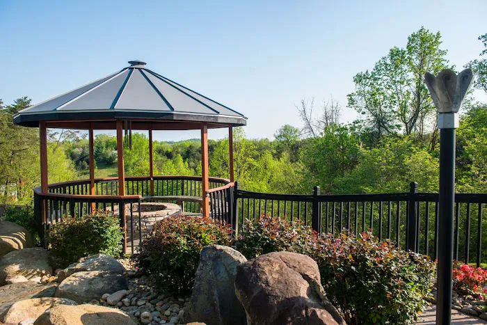 The Dell Motorcoach Resort Picture 9