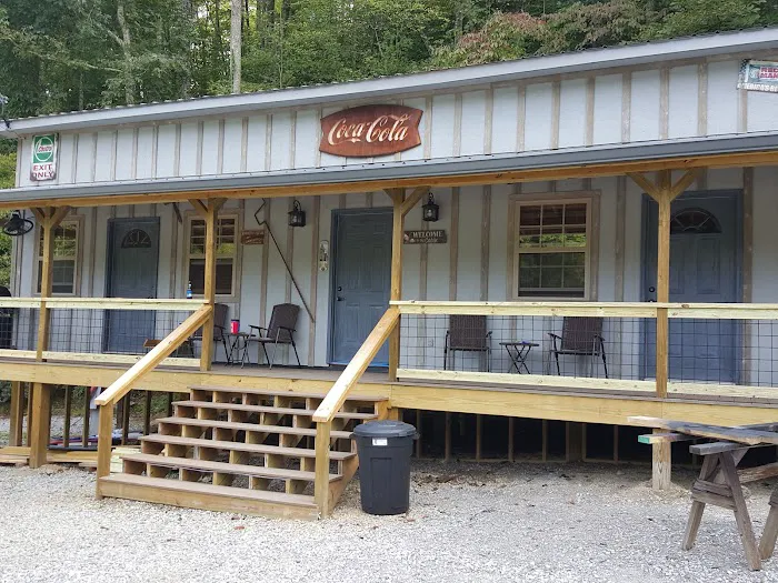 Rock Hollow Campground Picture 5