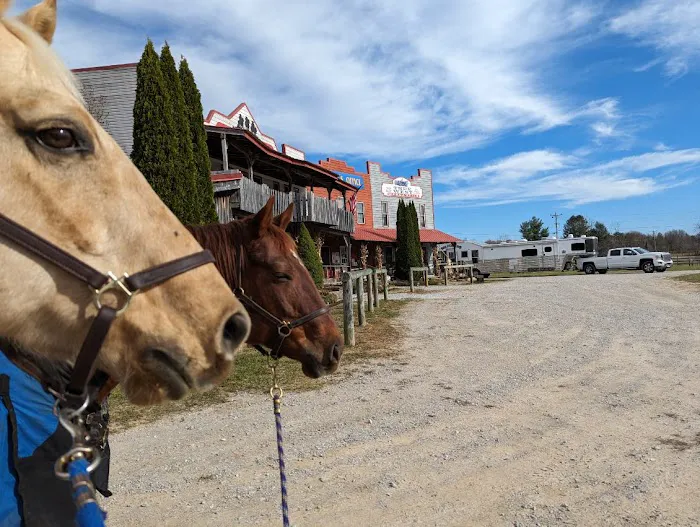 True West Campground & Stables Picture 9