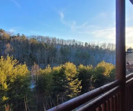 Blue Smoke Lodge