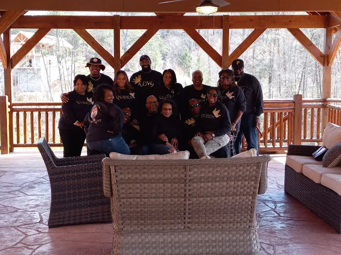 Blue Smoke Lodge Picture 5