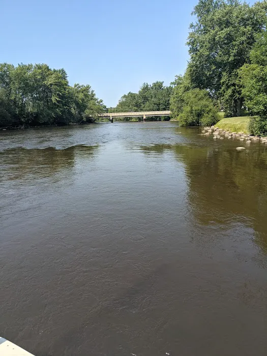 Riverside Park East Picture 2