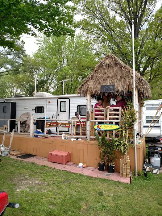 Artesia Beach Campground and Marina Picture 10