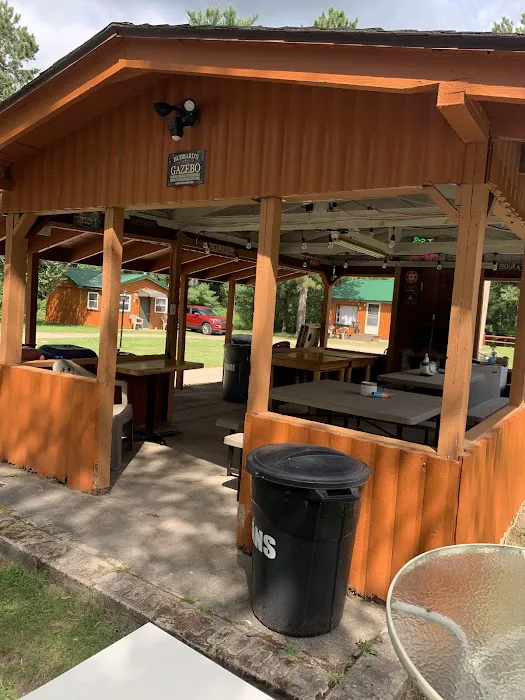 Hubbards Lodge Cabins Picture 3