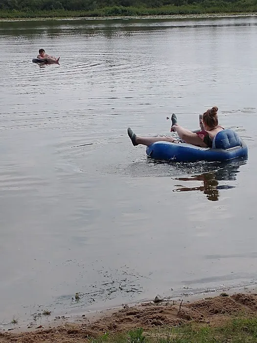 Hughey lake campground Picture 3