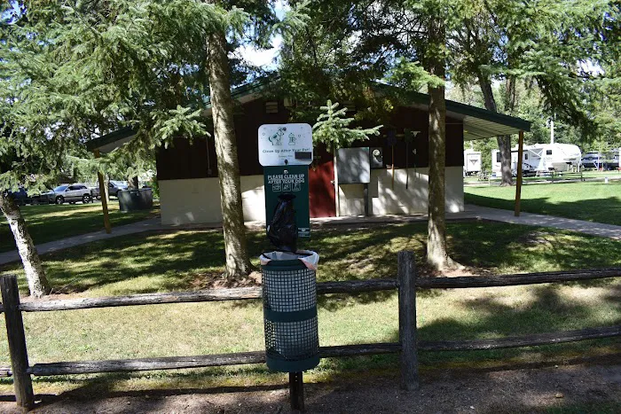 Wooded Acres Family Campground Picture 4