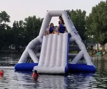 Lakeshore Camp Resort