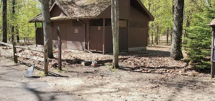 Nichols Lake South Campground Picture 3