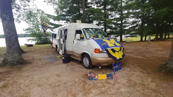 Pickerel Lakeside Campground Picture 4