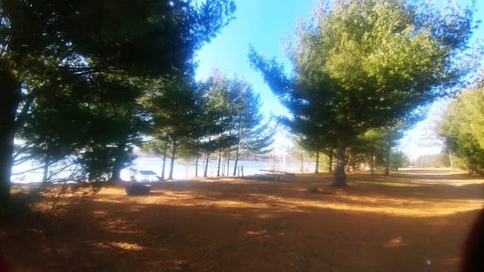 Lucky Lake Campground & Outdoor Center Picture 10
