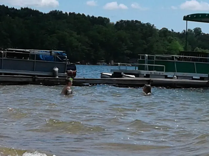 MATTS PINE HAVEN CAMPGROUND Picture 4