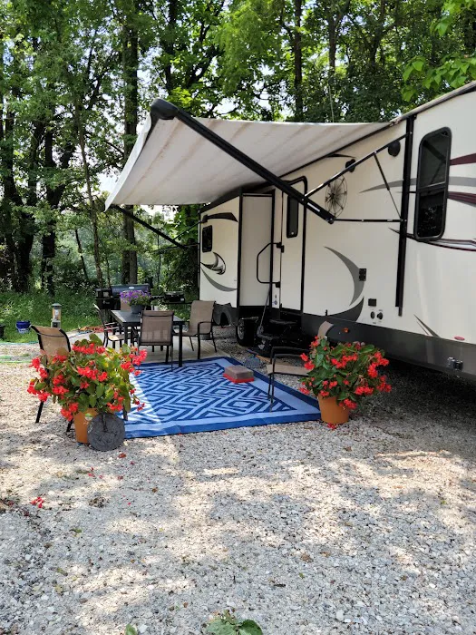 A & D Cabins & Hookups LLC Picture 1