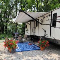 A & D Cabins & Hookups LLC ico