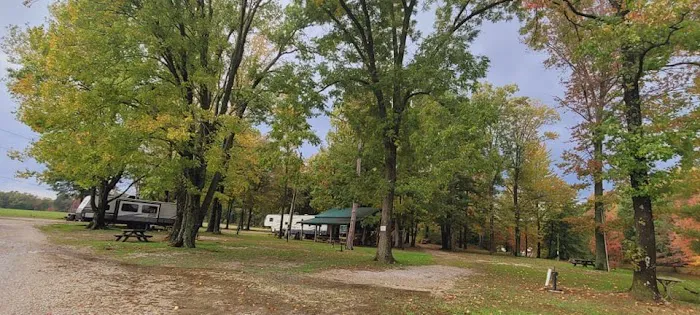 Hillbilly Acres Campground LLC Picture 4