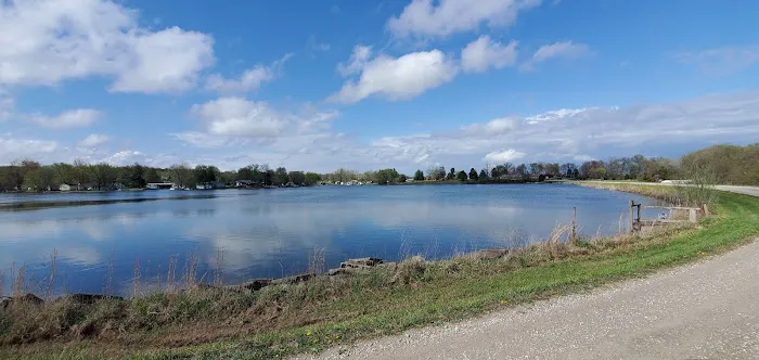 Yellow Banks Lake Picture 9