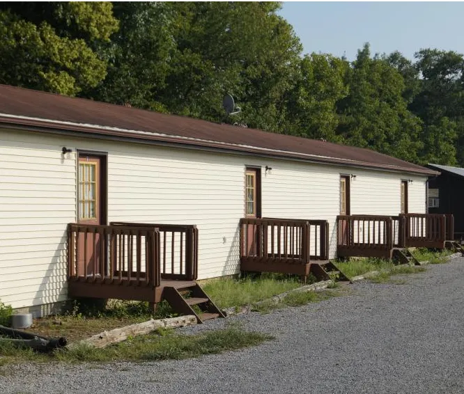 Riverside Retreat Picture 1