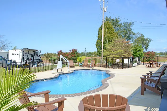 Cave Country RV Campground Picture 3