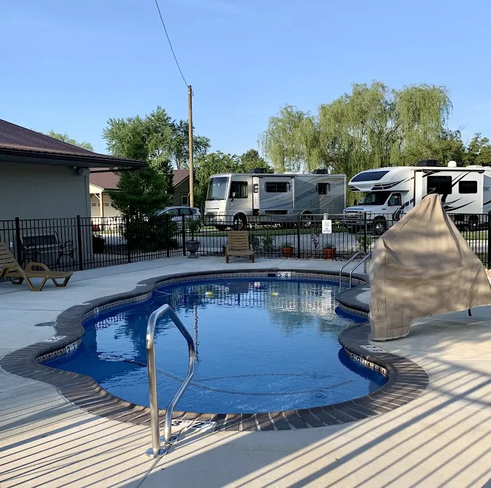 Cave Country RV Campground Picture 7