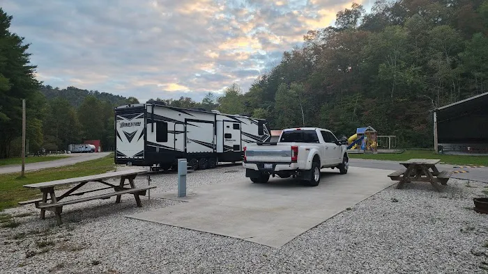 Cross Mountain Campground Picture 2