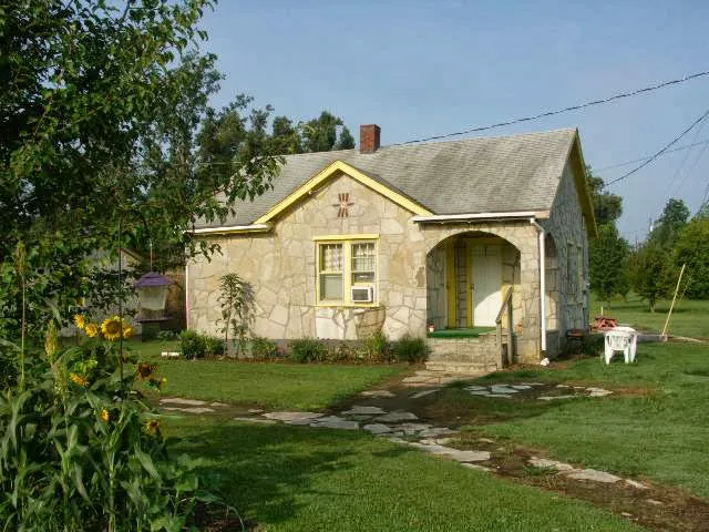 Rock Cabin Camping Picture 3