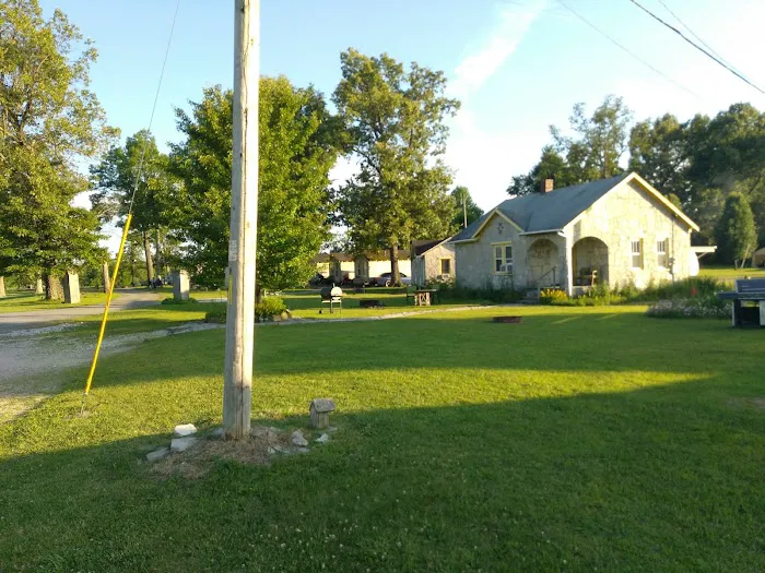 Rock Cabin Camping Picture 8