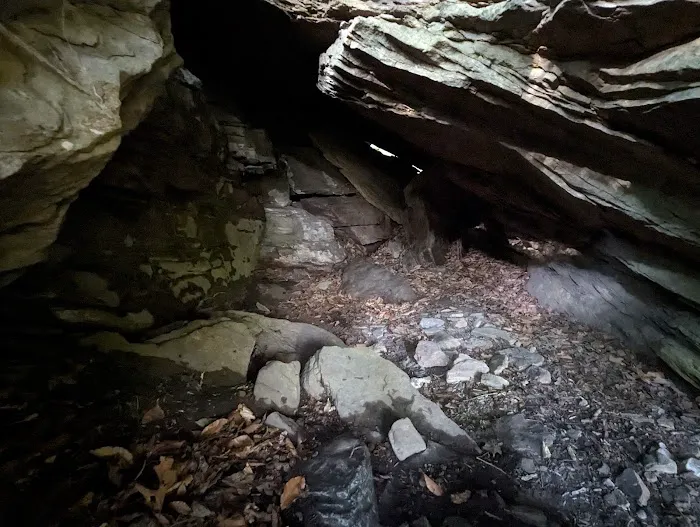 Bluffs Campground Picture 9