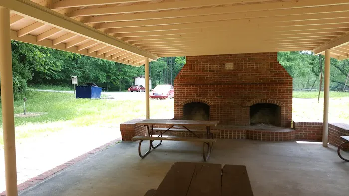 Houchin Ferry Campground Picture 8