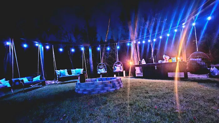 Rocks Pond campground & marina Picture 2