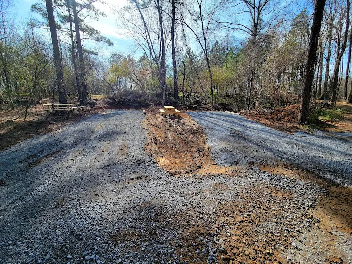 Rocks Pond campground & marina Picture 1