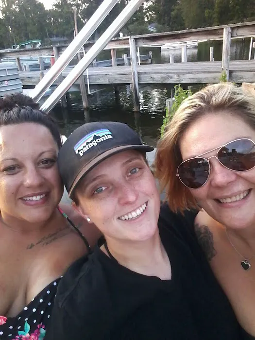 Lighthouse Pointe Family RV Park Picture 9