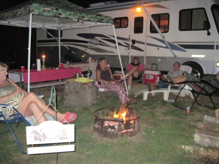 Campground at Grove River Ranch Picture 8