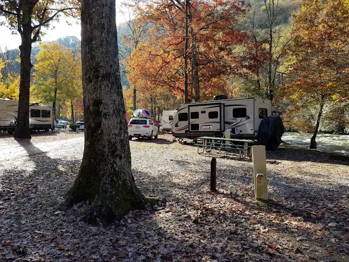 River Valley Campground Picture 2