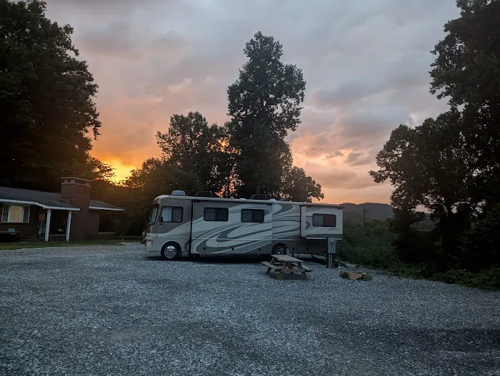 Nantahala Ridge Campground Picture 6