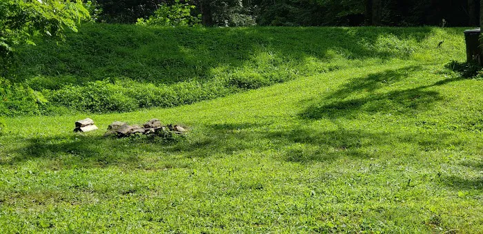 Appletree Group Campground Picture 7