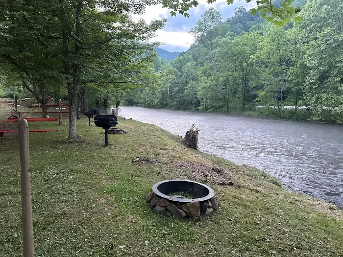 The HALA camping and lodge Picture 1