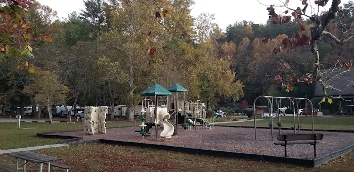 Moccasin Creek State Park Campground Picture 4