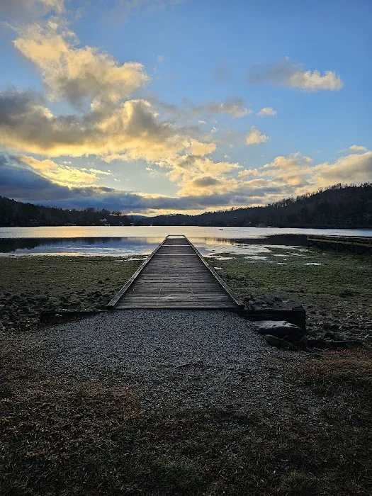 Moccasin Creek State Park Campground Picture 6