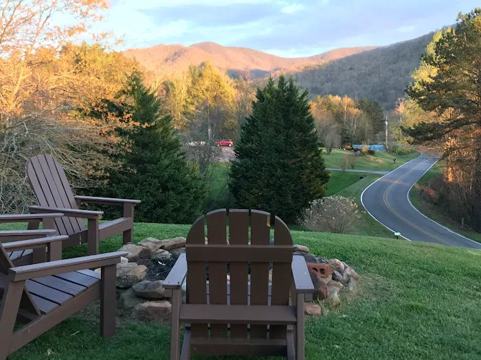 Mountain View Campground Picture 1