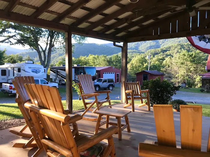 Mountain View Campground Picture 3