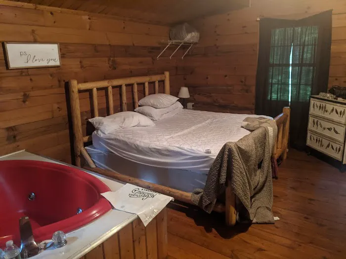 Love Bird Cabin Picture 1