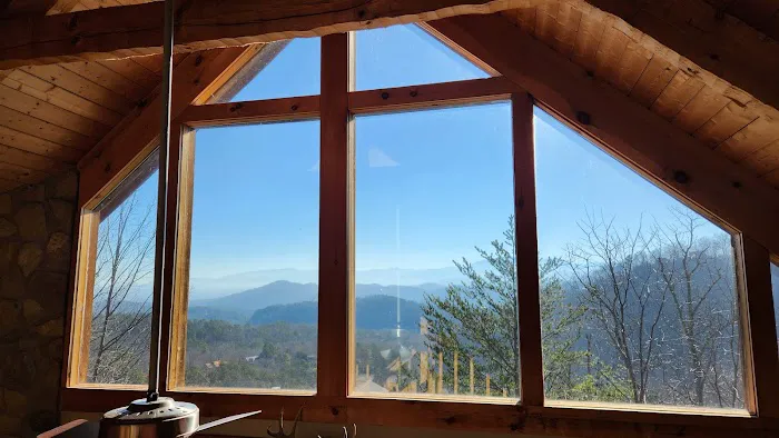 Stairway to Heaven (Hearthside Cabin Rentals) Picture 2