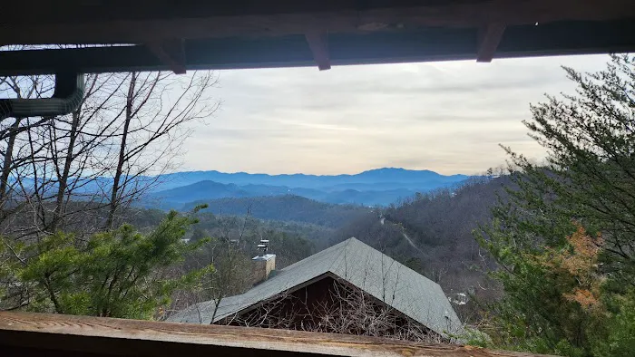 Stairway to Heaven (Hearthside Cabin Rentals) Picture 5