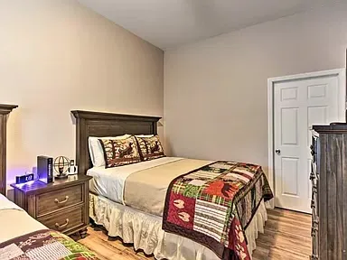 Bearfoot Bungalow Picture 1