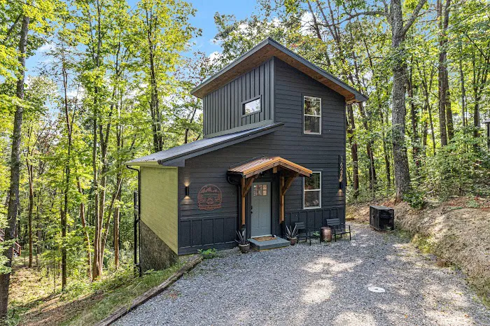 Hidden Mountain Hideaway Cabin Picture 1