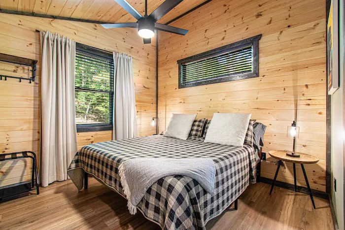 Hidden Mountain Hideaway Cabin Picture 2