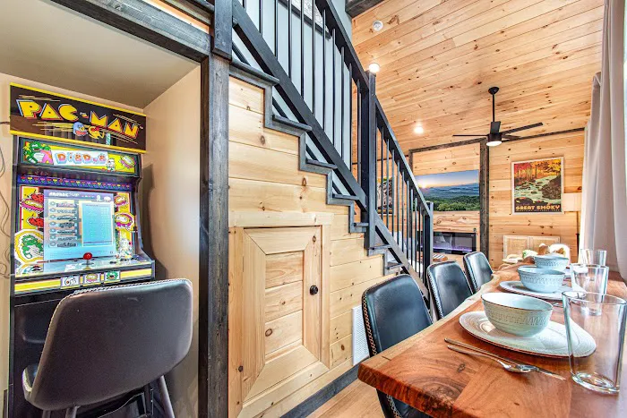 Hidden Mountain Hideaway Cabin Picture 4