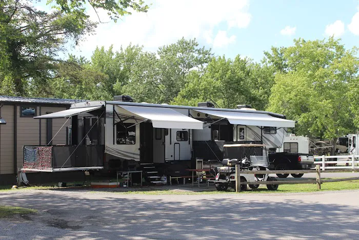 Clabough's Campground Picture 1