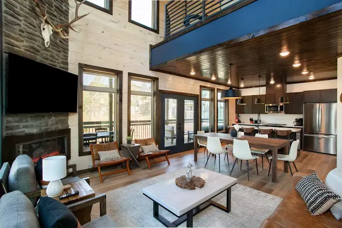 Mountain Luxury Prime Picture 1
