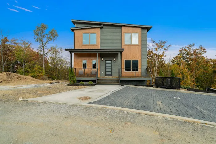The Parkway Place Picture 1