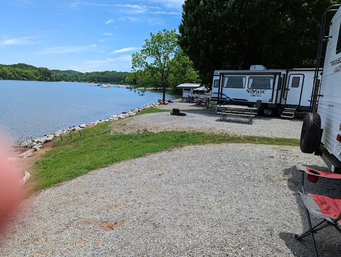 Lotterdale Cove Picture 3